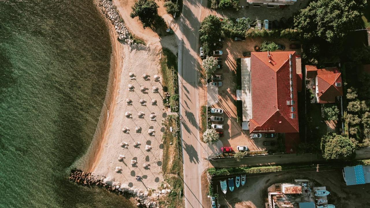 Calma Beach Hotel Ставрос Екстериор снимка