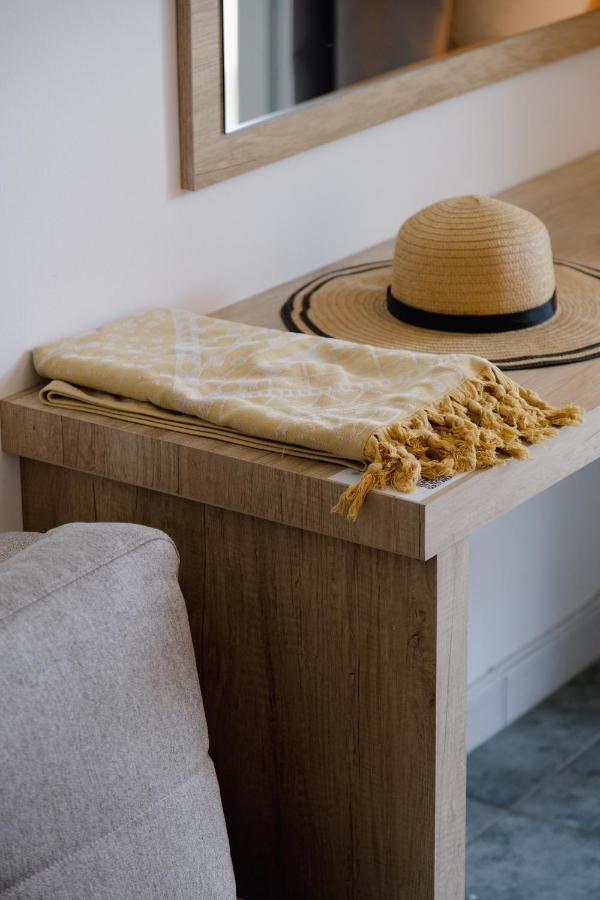 Calma Beach Hotel Ставрос Екстериор снимка