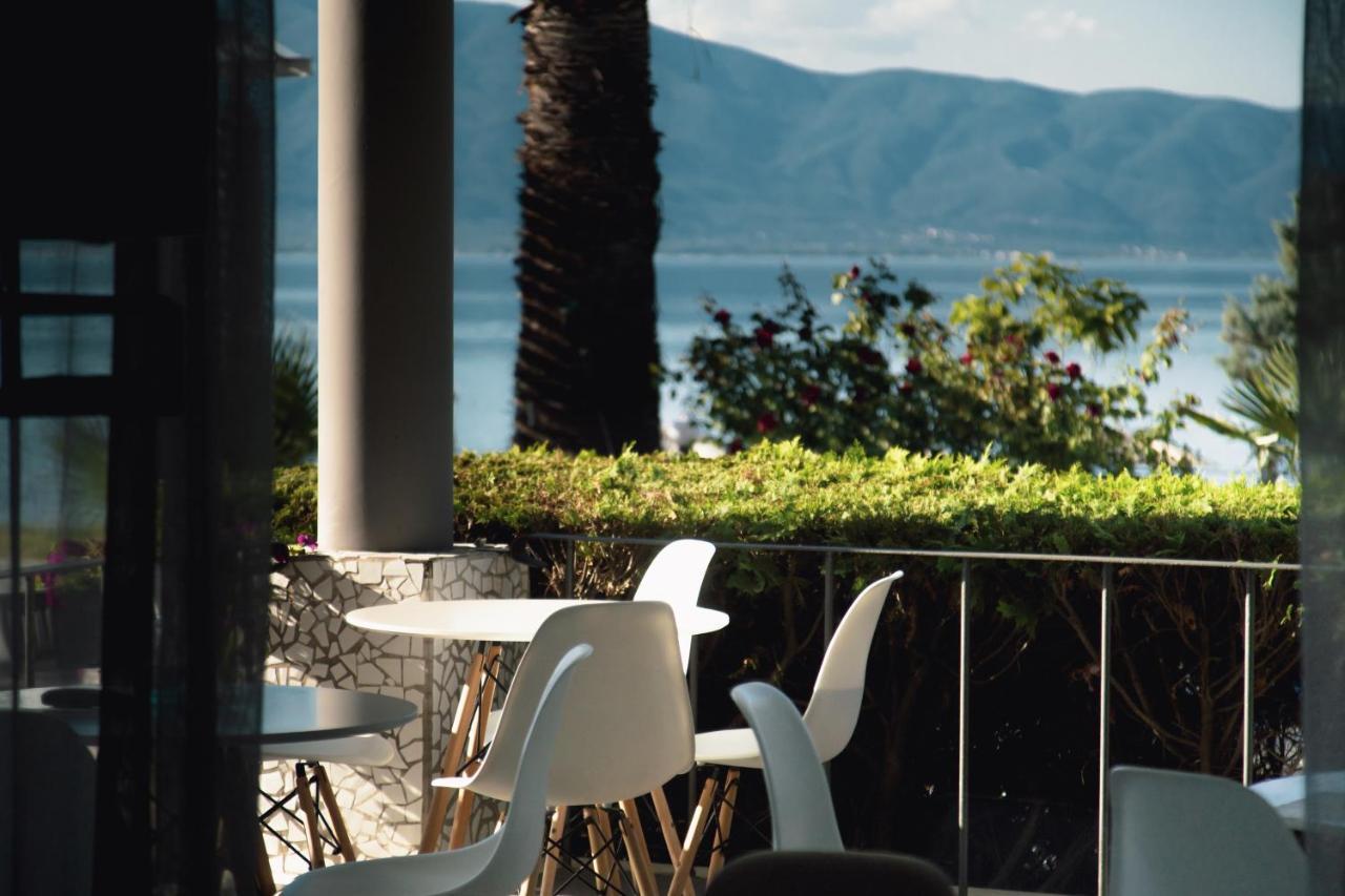 Calma Beach Hotel Ставрос Екстериор снимка