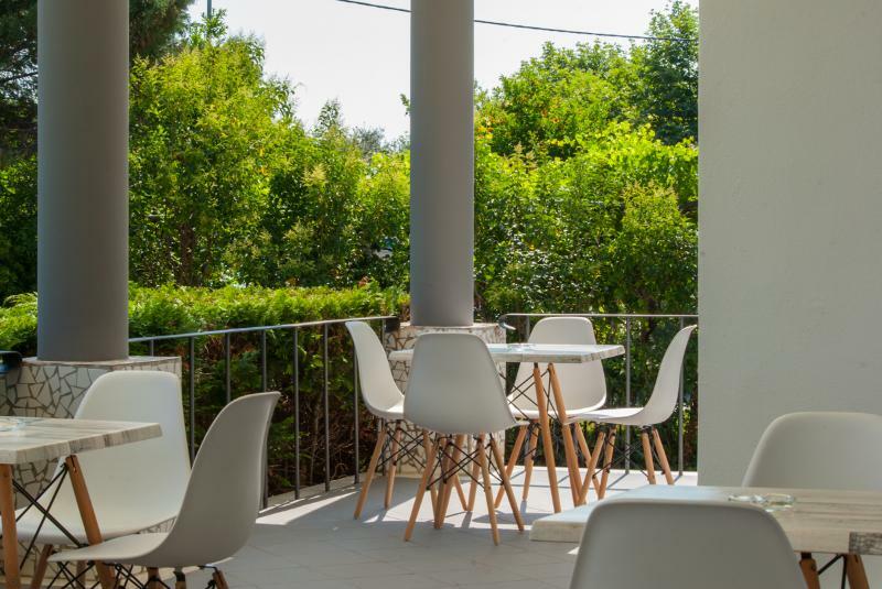 Calma Beach Hotel Ставрос Екстериор снимка