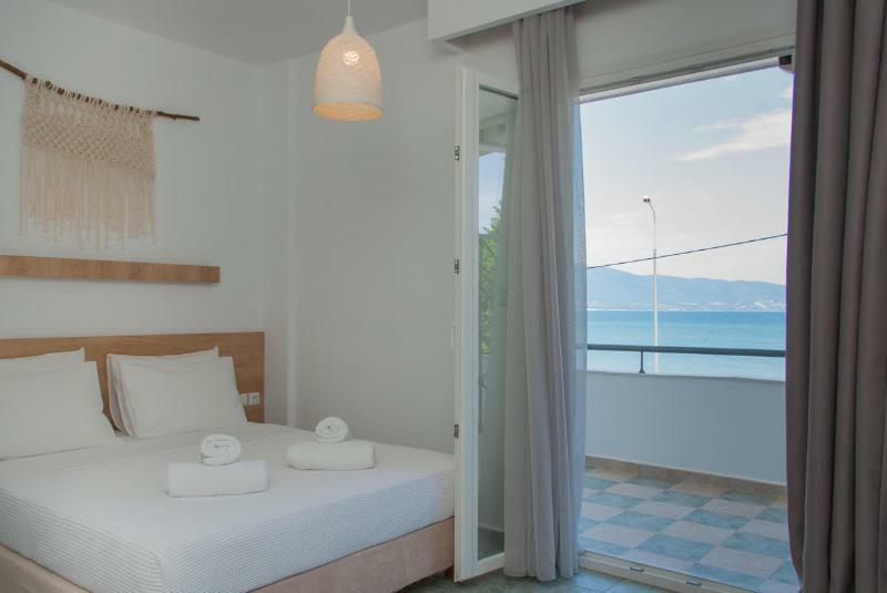 Calma Beach Hotel Ставрос Екстериор снимка