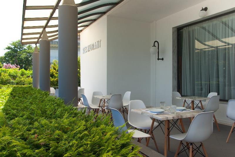 Calma Beach Hotel Ставрос Екстериор снимка